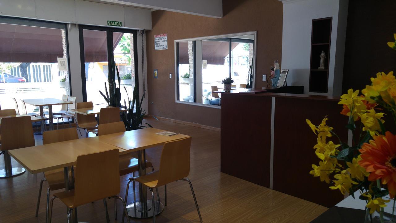 Hôtel San Jose - Hospederia Del Santuario à San Nicolás de los Arroyos Extérieur photo