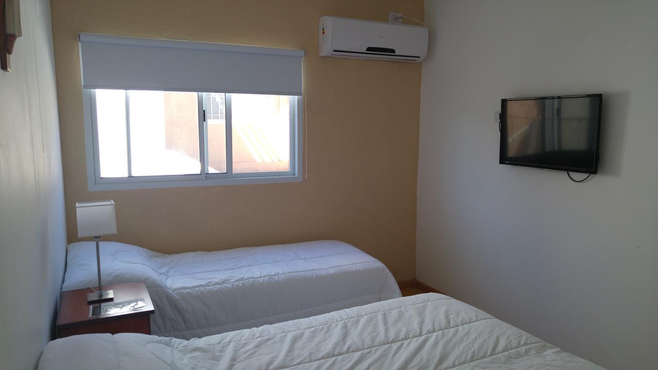 Hôtel San Jose - Hospederia Del Santuario à San Nicolás de los Arroyos Extérieur photo